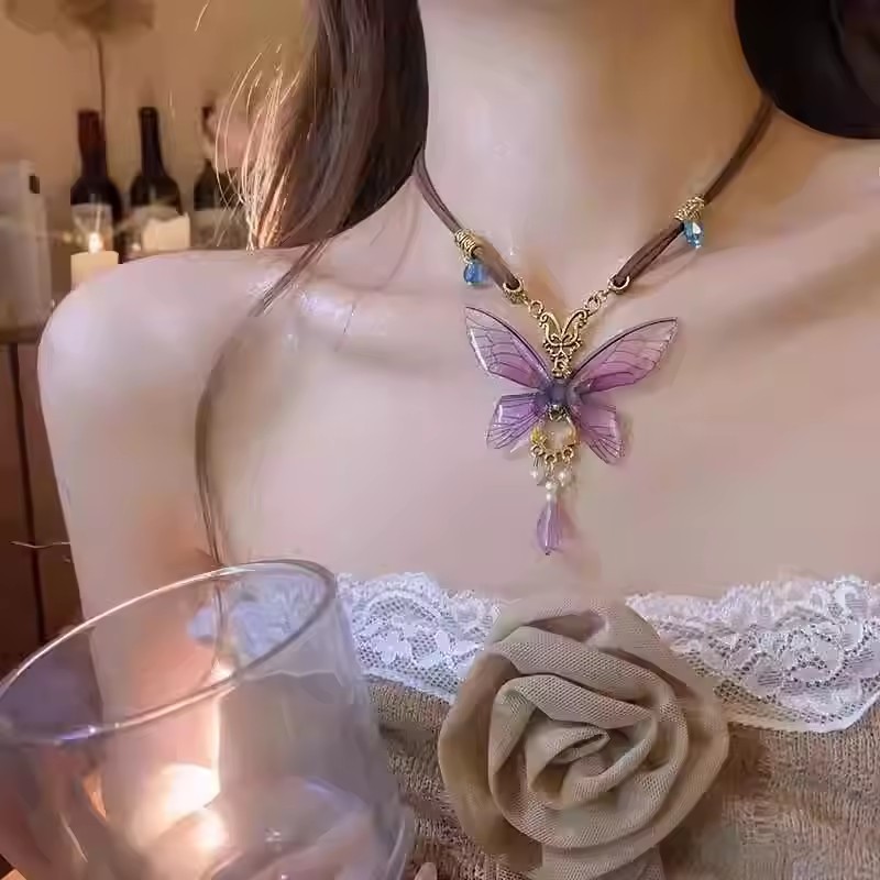 Vintage Resin Butterfly Brown  - Women'S Emo Accessories review and price
